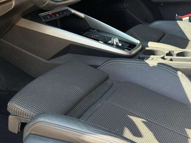 Audi A3 SPORTBACK 35 TFSI S-LINE Matrix|Sportstoelen|Camera|Dealer Onderhouden