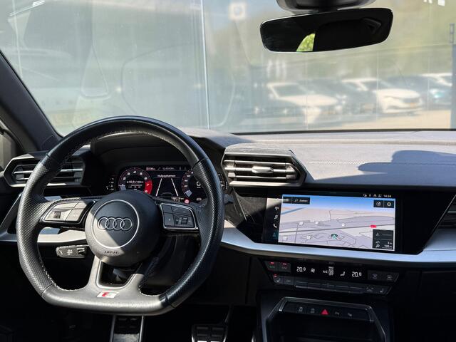 Audi A3 SPORTBACK 35 TFSI S-LINE Matrix|Sportstoelen|Camera|Dealer Onderhouden