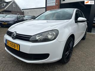 Volkswagen Golf VI