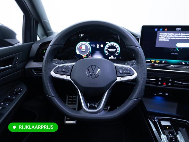Volkswagen Golf 1.5 eTSI R-Line Edition 150 PK | Panoramadak | Elect. Trekhaak | Stoel- & Stuurverw. | Adap. Cruise | Achteruitrijcamera, Apple Carplay, Android 