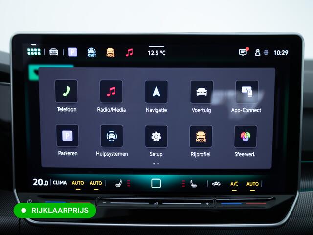 Volkswagen Golf 1.5 eTSI R-Line Edition 150 PK | Panoramadak | Elect. Trekhaak | Stoel- & Stuurverw. | Adap. Cruise | Achteruitrijcamera, Apple Carplay, Android 