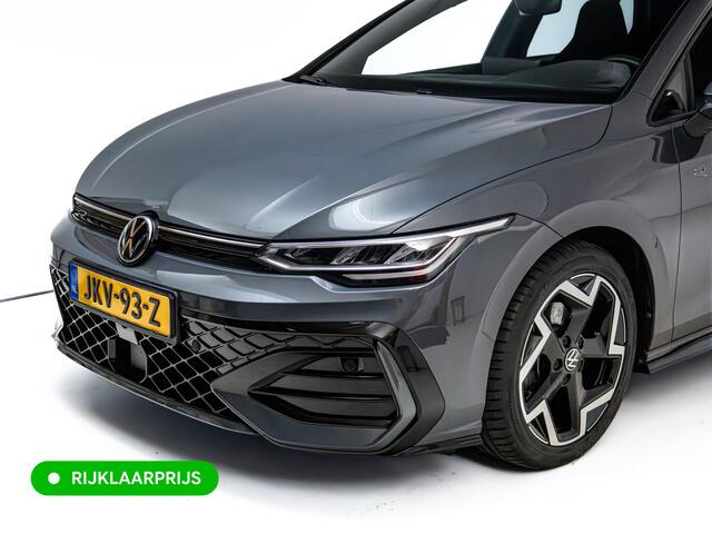 Volkswagen Golf 1.5 eTSI R-Line Edition 150 PK | Panoramadak | Elect. Trekhaak | Stoel- & Stuurverw. | Adap. Cruise | Achteruitrijcamera, Apple Carplay, Android 