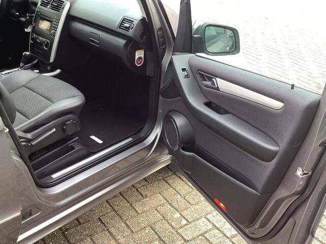 Mercedes-Benz A-Klasse 160 Avantgarde automaat, cruise, parkeersensoren