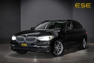 BMW 5-SERIE Touring 520i Executive | Trekhaak | Navigatie | Stoelverwarming | Cruise