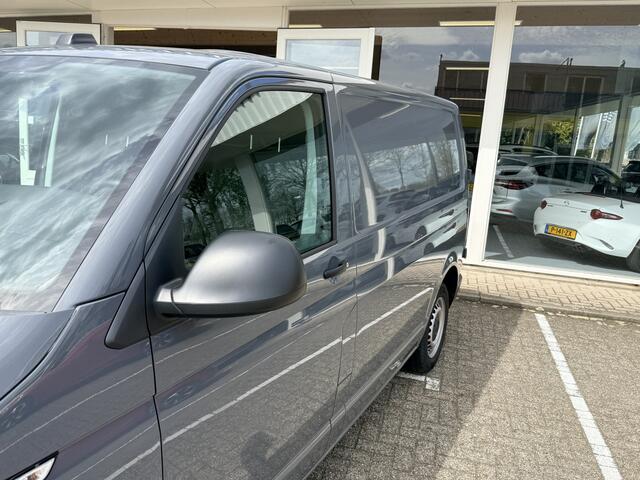 Volkswagen Transporter 2.0 TDI 150pk T6.1 L1H1 32 Comfortline | Trekhaak | Airco | Adapt. Cruise | Stoelverwarming Links | PDC incl. Camera