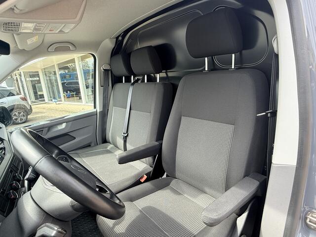 Volkswagen Transporter 2.0 TDI 150pk T6.1 L1H1 32 Comfortline | Trekhaak | Airco | Adapt. Cruise | Stoelverwarming Links | PDC incl. Camera