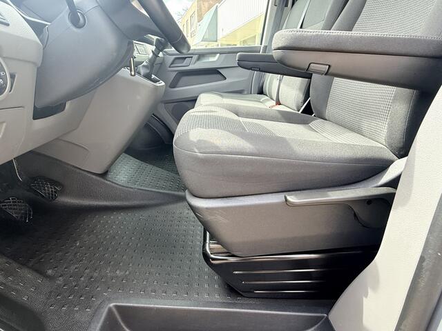 Volkswagen Transporter 2.0 TDI 150pk T6.1 L1H1 32 Comfortline | Trekhaak | Airco | Adapt. Cruise | Stoelverwarming Links | PDC incl. Camera