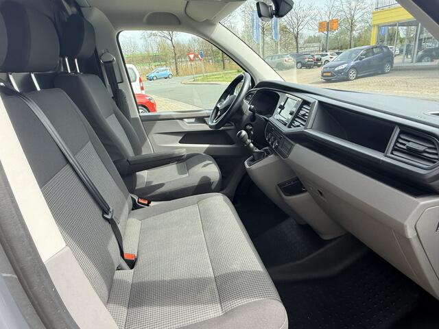 Volkswagen Transporter 2.0 TDI 150pk T6.1 L1H1 32 Comfortline | Trekhaak | Airco | Adapt. Cruise | Stoelverwarming Links | PDC incl. Camera