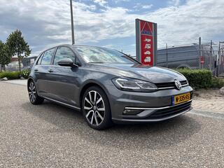 Volkswagen Golf VII