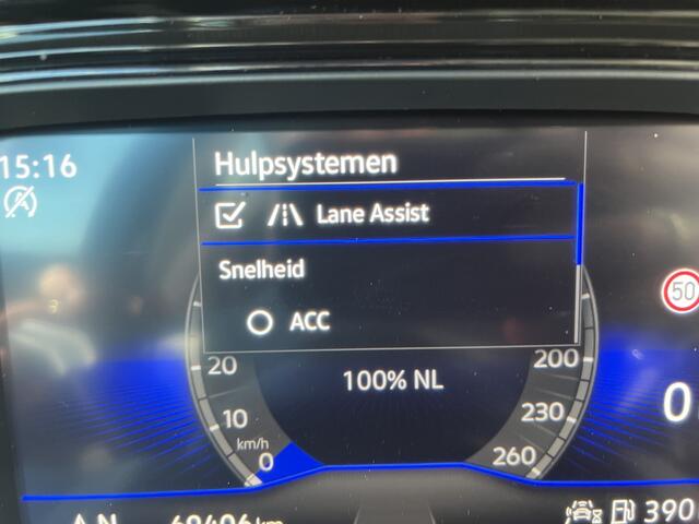 Volkswagen Polo 1.0 TSI Life / ADAPTIVE CRUISE/ APP-CONNECT/ PARKEER SENSOREN V+A/ DIGITAL DASH/ AIRCO/ DAB/ NAVI/ 16'' LMV