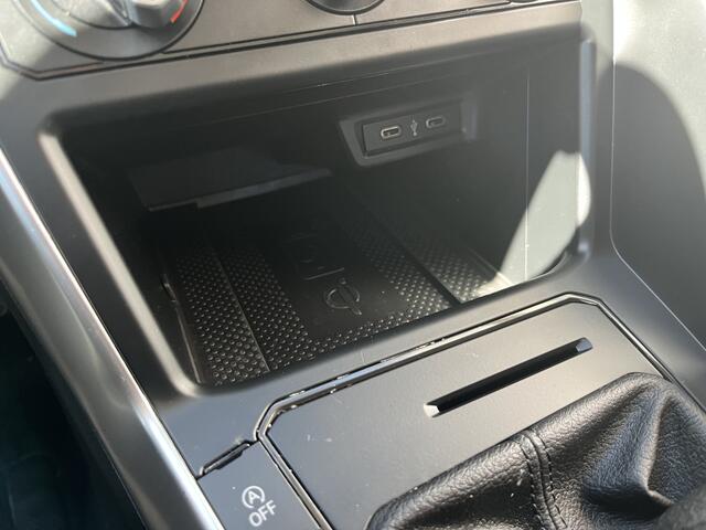 Volkswagen Polo 1.0 TSI Life / ADAPTIVE CRUISE/ APP-CONNECT/ PARKEER SENSOREN V+A/ DIGITAL DASH/ AIRCO/ DAB/ NAVI/ 16'' LMV