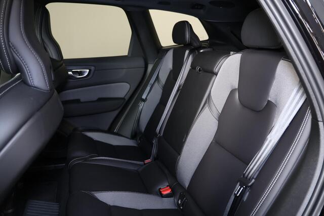 Volvo XC60 T6 Recharge AWD Plus Black Edition - Panorama/schuifdak - IntelliSafe Assist & Surround - 360� Camera - Harman/Kardon audio - Adaptieve LED kopla