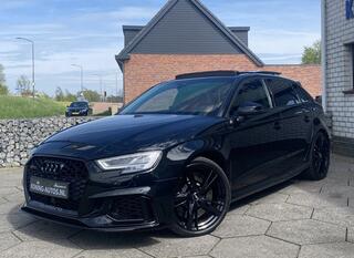 Audi RS3 Sportback 2.5 TFSI RS 3 quattro / Pano/ B&amp;O/ VC/ Matrix/ Ambiente/ Privacy/ Keyless/ Carplay