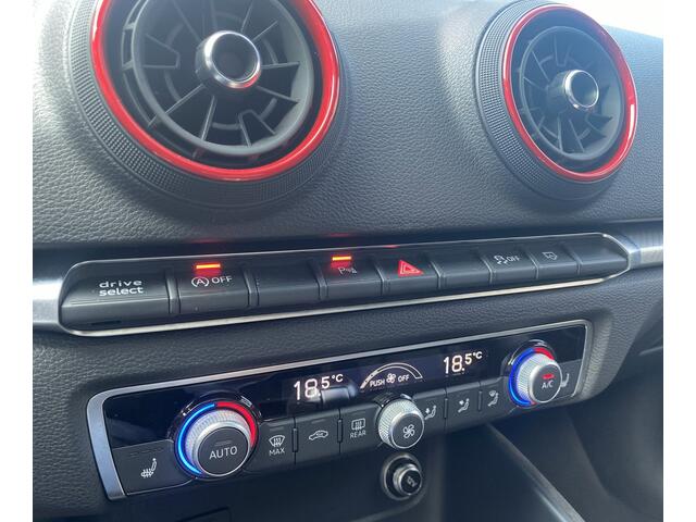 Audi RS3 Sportback 2.5 TFSI RS 3 quattro / Pano/ B&O/ VC/ Matrix/ Ambiente/ Privacy/ Keyless/ Carplay