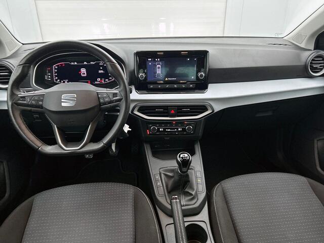 Seat Ibiza 1.0 EcoTSI Style Business Intense Navigatie Apple Carplay/Android Auto Parkeersensoren Virtual Cockpit Cruise Control Stoelverwarming Full Led C