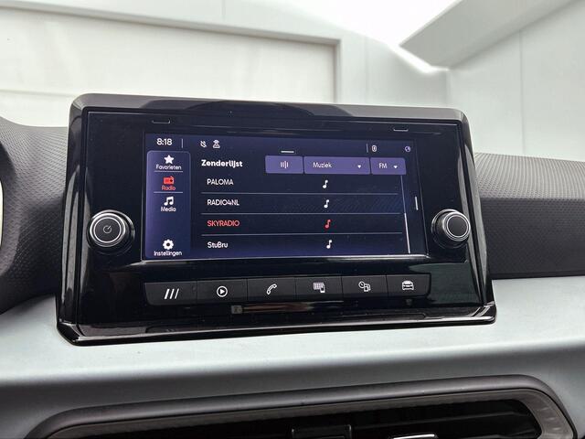 Seat Ibiza 1.0 EcoTSI Style Business Intense Navigatie Apple Carplay/Android Auto Parkeersensoren Virtual Cockpit Cruise Control Stoelverwarming Full Led C