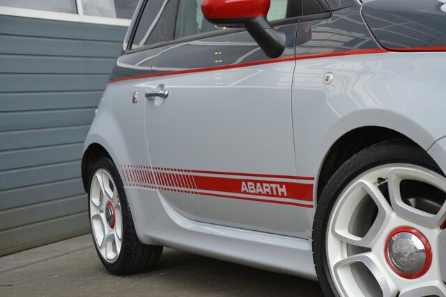 Fiat 500c ABARTH 1.4-16V 140PK Automaat | Leder | Premium Audio | Bi-Xenon