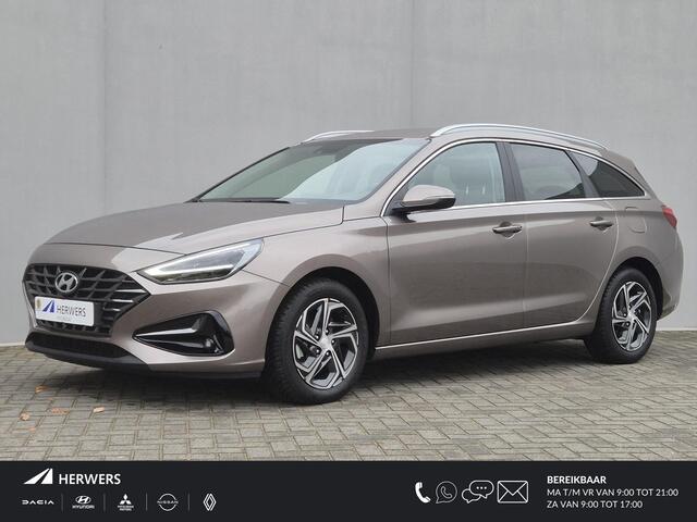 Hyundai I 30 Wagon 1.0 T-GDi MHEV Comfort Smart Handgeschakeld / Fabrieksgarantie tot 01-2029 / Dealer onderhouden / Stuur en Stoel verwarming / Achteruitrijc