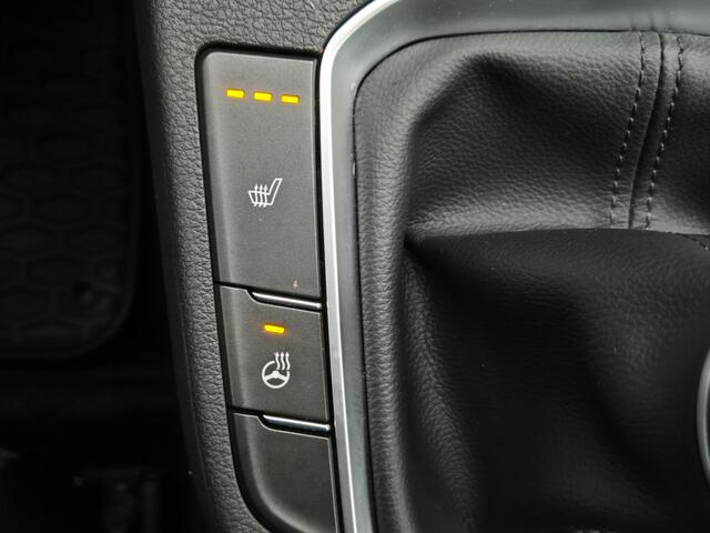 Hyundai I 30 Wagon 1.0 T-GDi MHEV Comfort Smart Handgeschakeld / Fabrieksgarantie tot 01-2029 / Dealer onderhouden / Stuur en Stoel verwarming / Achteruitrijc