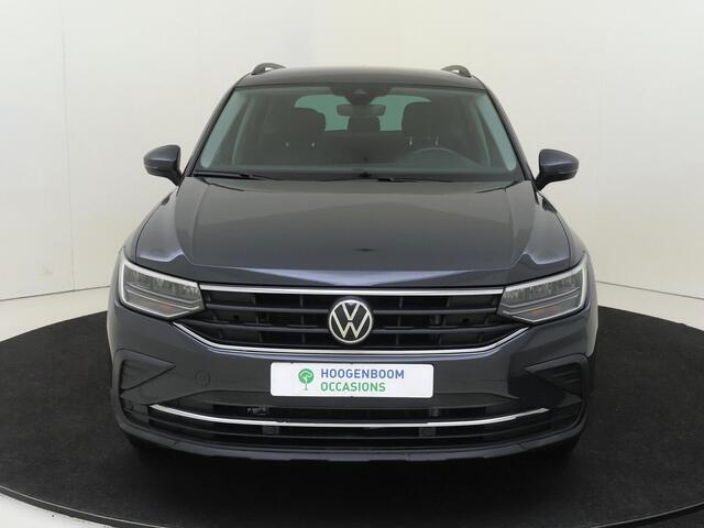 Volkswagen Tiguan 1.4 TSI eHybrid Life Business | SoH 96% | Navigatie | Keyless | Adaptieve Cruise control | Dodehoek detectie | CarPlay | Achteruitrij camera |