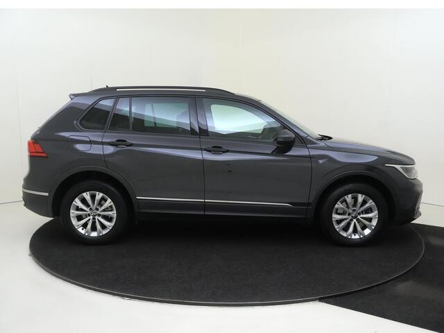 Volkswagen Tiguan 1.4 TSI eHybrid Life Business | SoH 96% | Navigatie | Keyless | Adaptieve Cruise control | Dodehoek detectie | CarPlay | Achteruitrij camera |