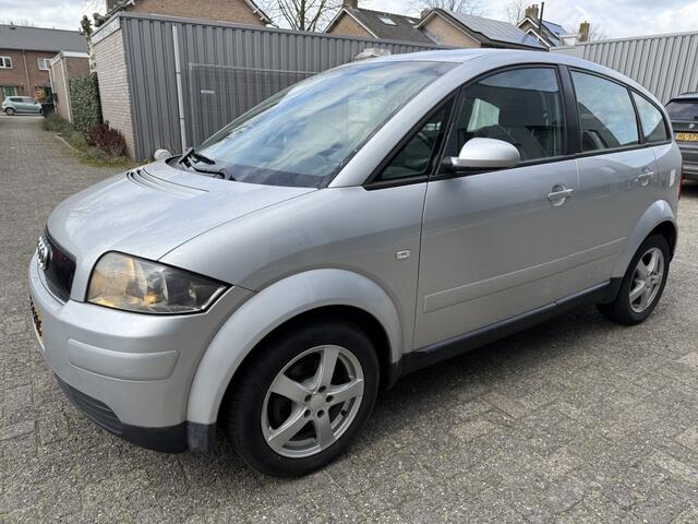 Audi A2 1.4 APK 10-26 2000 CLIMA ZUINIG