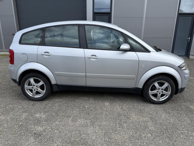 Audi A2 1.4 APK 10-26 2000 CLIMA ZUINIG