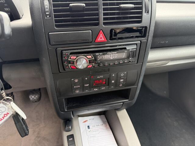 Audi A2 1.4 APK 10-26 2000 CLIMA ZUINIG