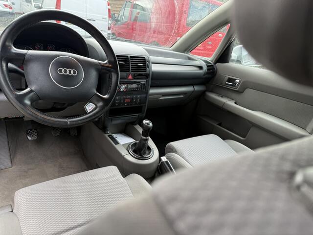 Audi A2 1.4 APK 10-26 2000 CLIMA ZUINIG