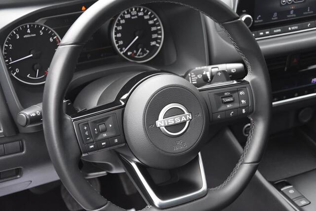 Nissan Qashqai 1.3 MHEV 158 ACENTA XTRONIC Cam/Panodak/Dab+/Carpl