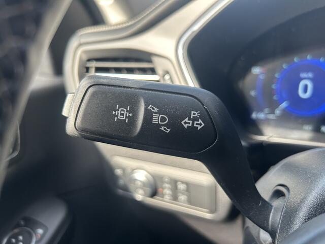 Ford Kuga 2.5 PHEV Vignale // FULL LED // B&O AUDIO // ADAPTIVE CRUISE // MEMORY SEAT // LEDER // HUD // NAVI + CARPLAY // CAMERA // WINTERPACK