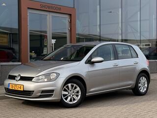 Volkswagen Golf VII