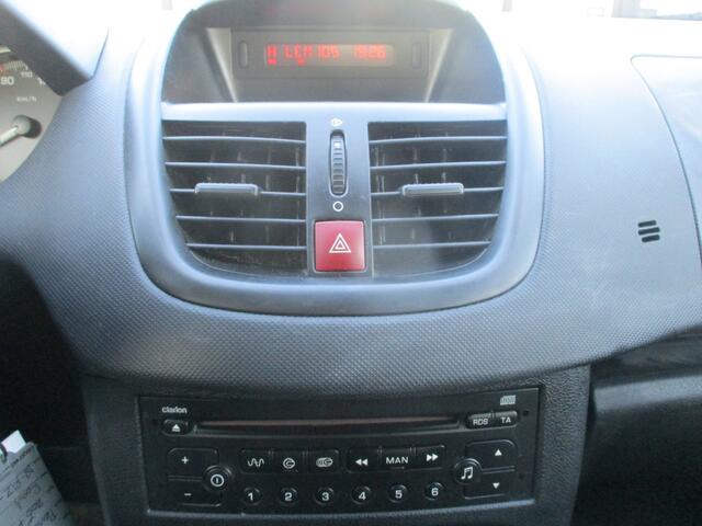 Peugeot 206 + 1.1 XR 5-deurs