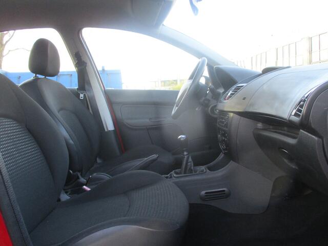 Peugeot 206 + 1.1 XR 5-deurs