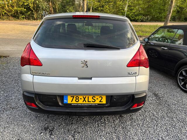 Peugeot 3008 1.6 THP Active KM 137329 MET NAP