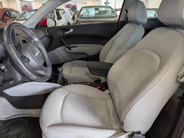 Audi A1 1.2 TFSI Ambition Pro Line Business Panoramadak, Airco, Stuurbekrachtiging