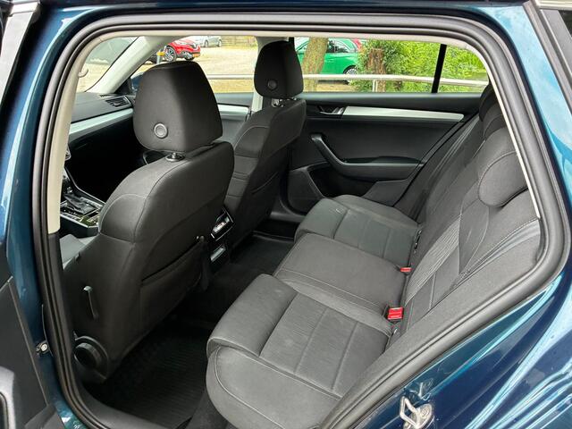 Skoda Superb Combi 1.5 TSI ACT Ambition Business | Automaat + Cruise + Clima nu � 14.975,-