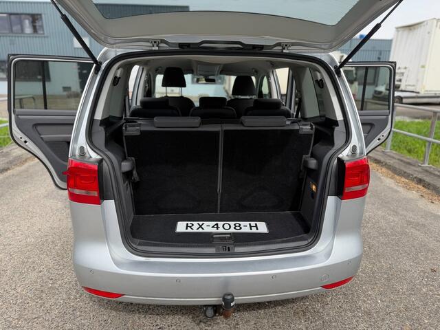 Volkswagen Touran 1.2 TSI Easyline 7persoons Navi PDC APK