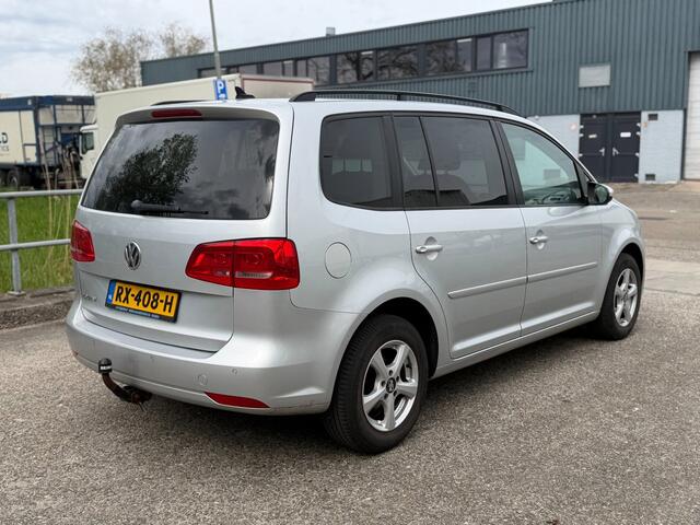 Volkswagen Touran 1.2 TSI Easyline 7persoons Navi PDC APK
