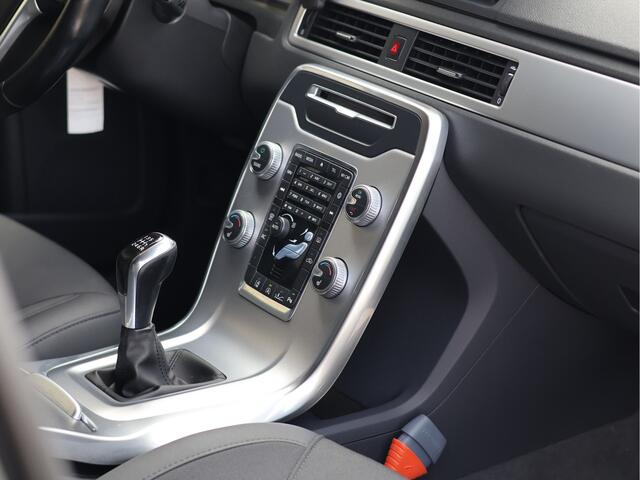 Volvo XC70 2.0 D4 FWD Nordic ACC | BLIS | Verw. Stoelen | LMV