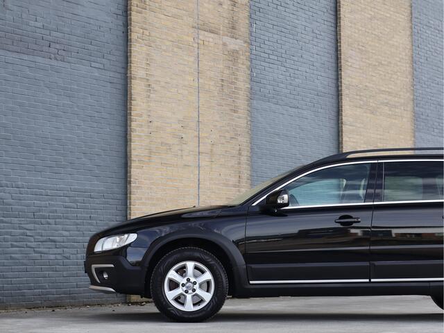Volvo XC70 2.0 D4 FWD Nordic ACC | BLIS | Verw. Stoelen | LMV