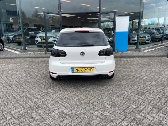 Volkswagen Golf 1.6 Trendline