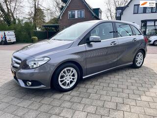 MERCEDES-BENZ B-KLASSE 180 Prestige Isofix Ecc Trekhaak LM PDC Cruise NW APK