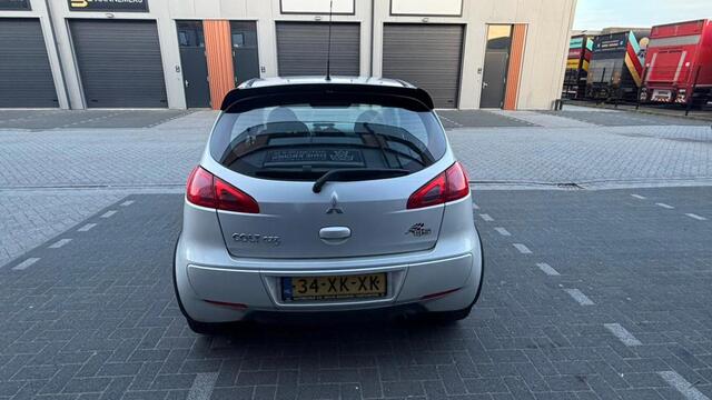 Mitsubishi Colt 1.5 QS