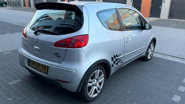 Mitsubishi Colt 1.5 QS