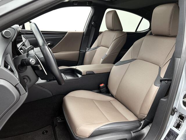 Lexus ES 300h Business Line | NL dealeronderhouden |