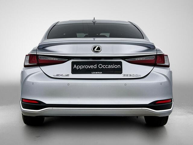 Lexus ES 300h Business Line | NL dealeronderhouden |
