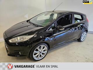 FORD FIESTA 1.0 EcoBoost Titanium 1e eigenaar lichtmetalen velgen Navigatie-bleutooth-Parkeersensoren.