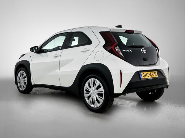 Toyota Aygo X 1.0 VVT-i MT Play | Achteruitrijcamera | Apple Carplay - Android Auto | Cruise Control |