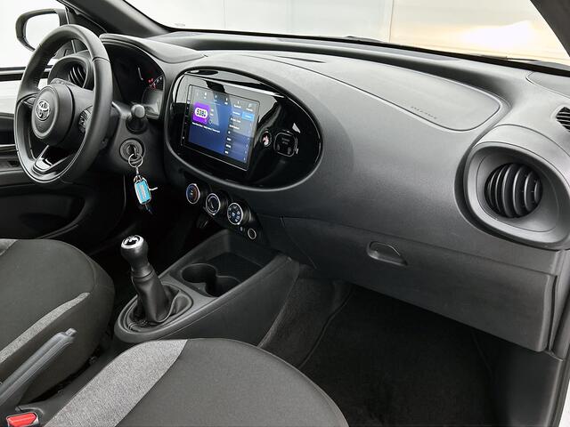 Toyota Aygo X 1.0 VVT-i MT Play | Achteruitrijcamera | Apple Carplay - Android Auto | Cruise Control |